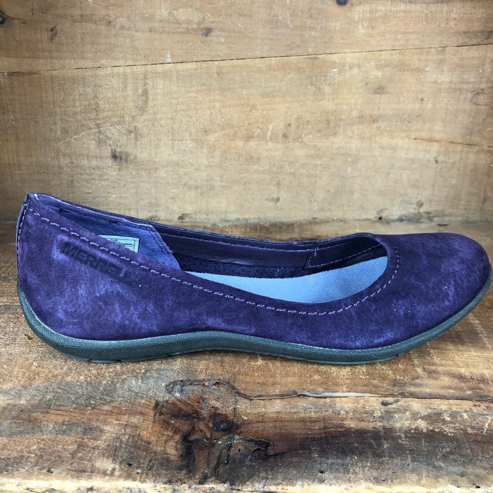 Merrell | Plum Suede Round Toe Flats Sz 6.5
